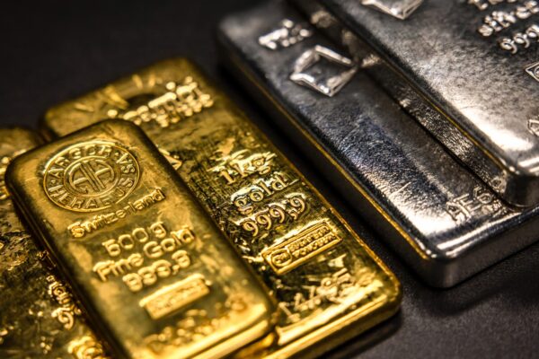 Time to sell silver and buy gold, says Carter Worth