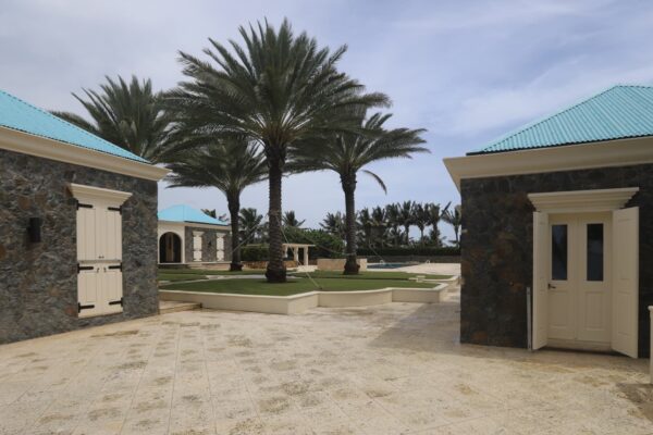 JPMorgan, Deutsche Bank send Oversight records