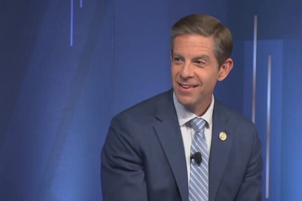 Congressional stock ownership is ‘outrageous,’ says Rep. Mike Levin
