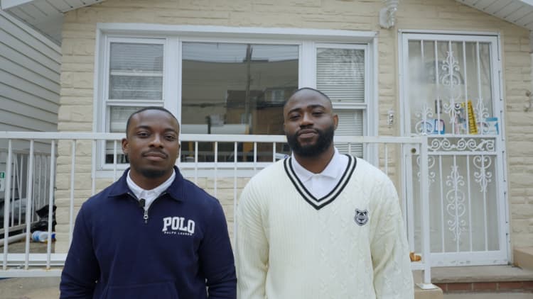 He left medicine to build an AI tool – now, it’s worth 0 million