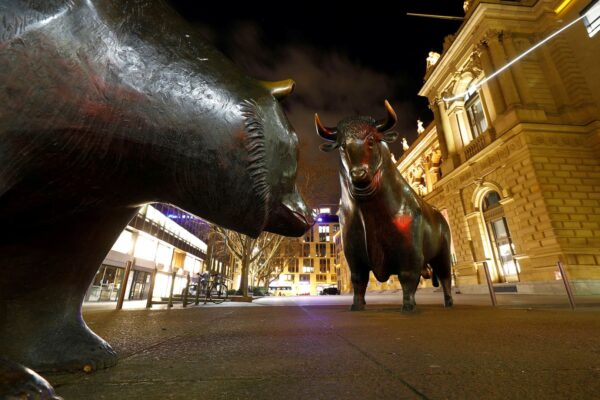 Stoxx 600, FTSE 100, metals, AI sell-off