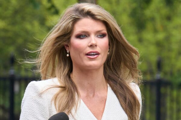 Trump pushes Lindsey Halligan nomination after Comey James dismissals