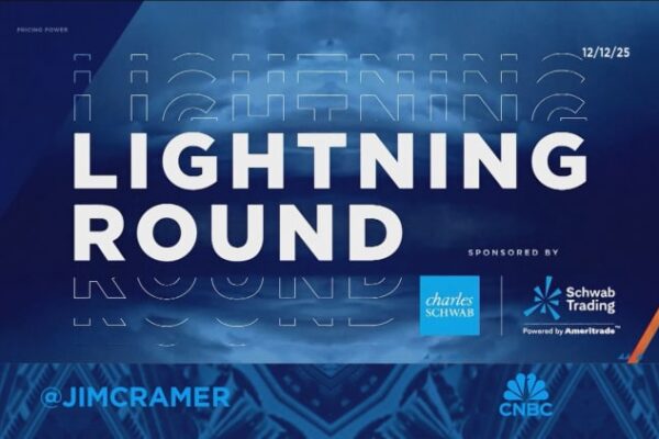 AI infrastructure stocks Lumentum, Celestica, Seagate beat Nvidia 2025