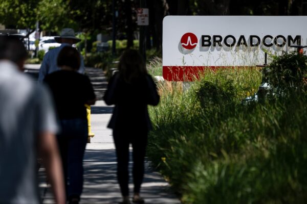 U.S. stocks retreat from highs as Broadcom leads tech sell-off