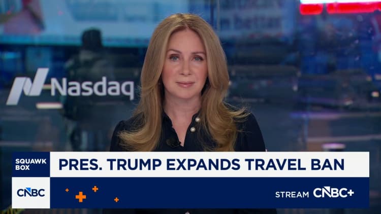 U.S. bans visas for ex-EU commissioner over alleged censorship