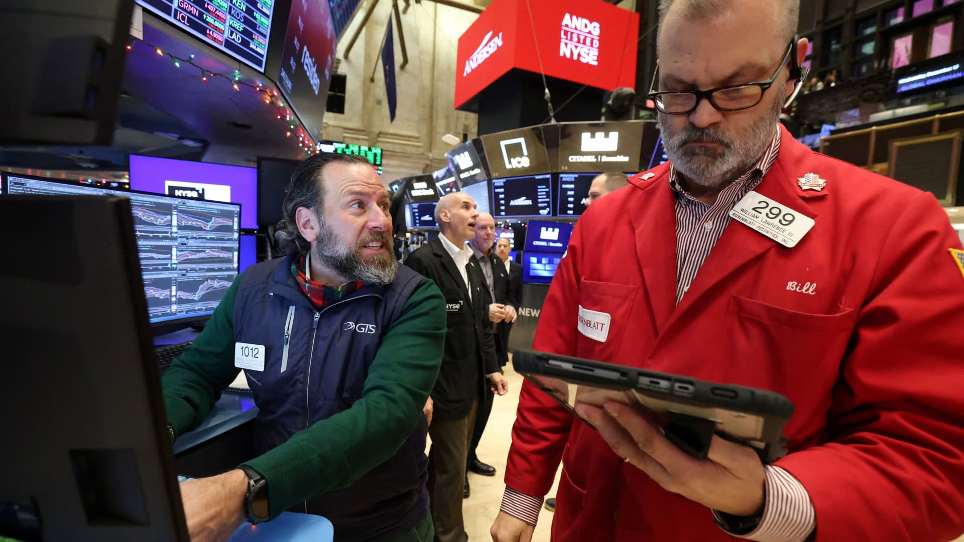 5 things to know before the stock market opens Monday