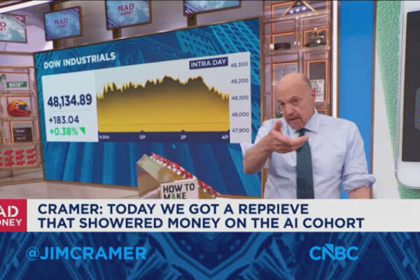 OpenAI should raise cash to get data center stocks on track