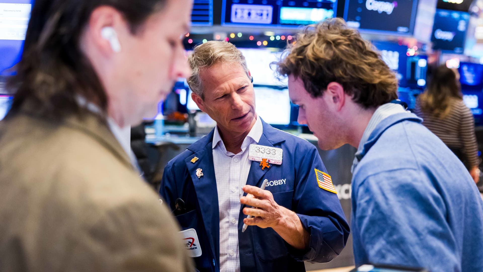 The ‘Dogs of the Dow’ strategy worked pretty well in 2025. Here are the stocks to target next year