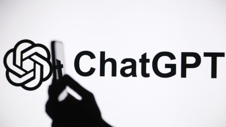 AI ChatGPT holiday shopping drives sales, Walmart, Target join in