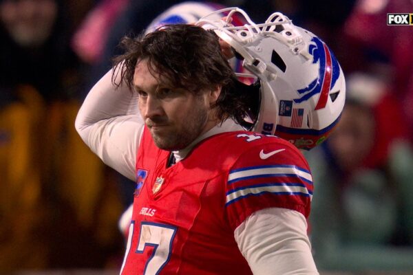 Josh Allen Blames Himself for Failed 2-point conversion in Bills Loss to Eagles