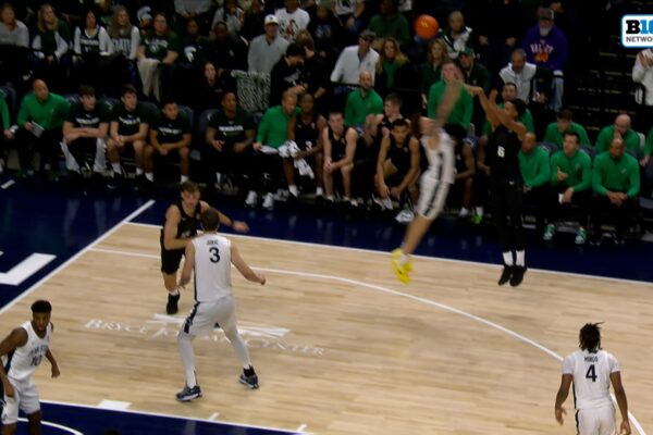 Michigan State's Jordan Scott drains tough 3-pointer, plus the foul, against Penn State