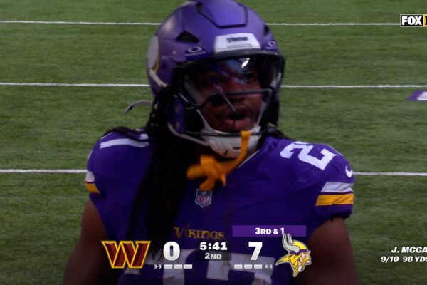 Jordan Mason Scores on Eight-Yard Run to Extend Vikings' Lead Over Commanders