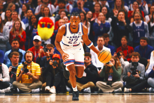 Last Night in College Basketball: Kansas Gets Star Back, Crushes Rival Missouri
