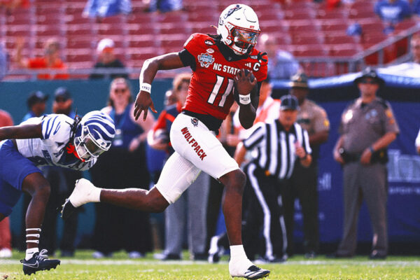 North Carolina State Cruises Past Memphis in Gasparilla Bowl