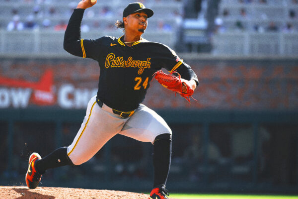Red Sox Acquire RHP Johan Oviedo from Pirates in 5-Player Trade