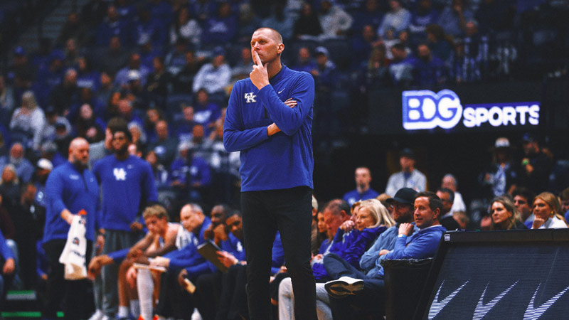 HC Mark Pope on Kentucky Fans Booing During Gonzaga Blowout: ‘Well-Deserved’