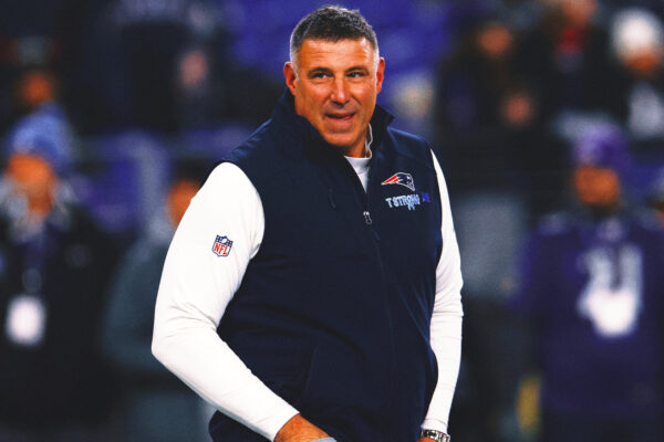Bears, Patriots, Jaguars Reach Playoffs in Stunning 1st-Year Coaching Turnarounds