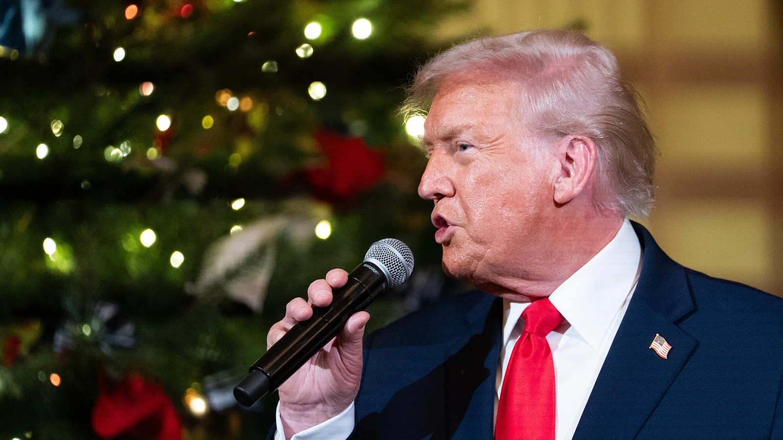 Trump will award medals to the Kennedy Center honorees in an Oval Office ceremony