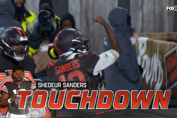 Shedeur Sanders escapes pressure for a 6-yard TD, Browns trail Titans