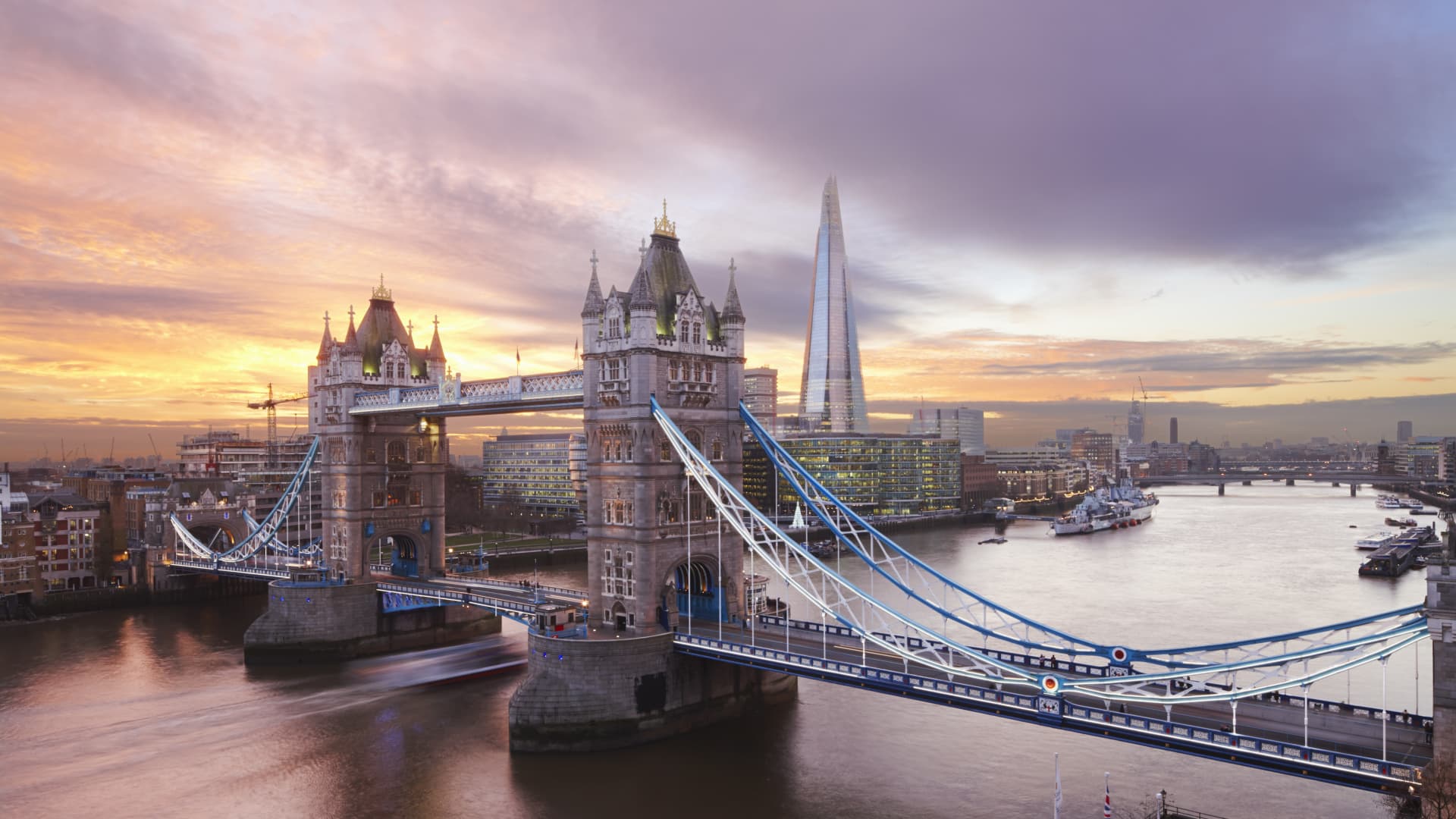 European markets set to open in negative territory as tariff uncertainty lingers