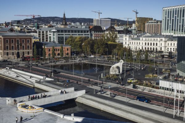 Norway wealth fund posts .4 billion return amid tech, banking boom