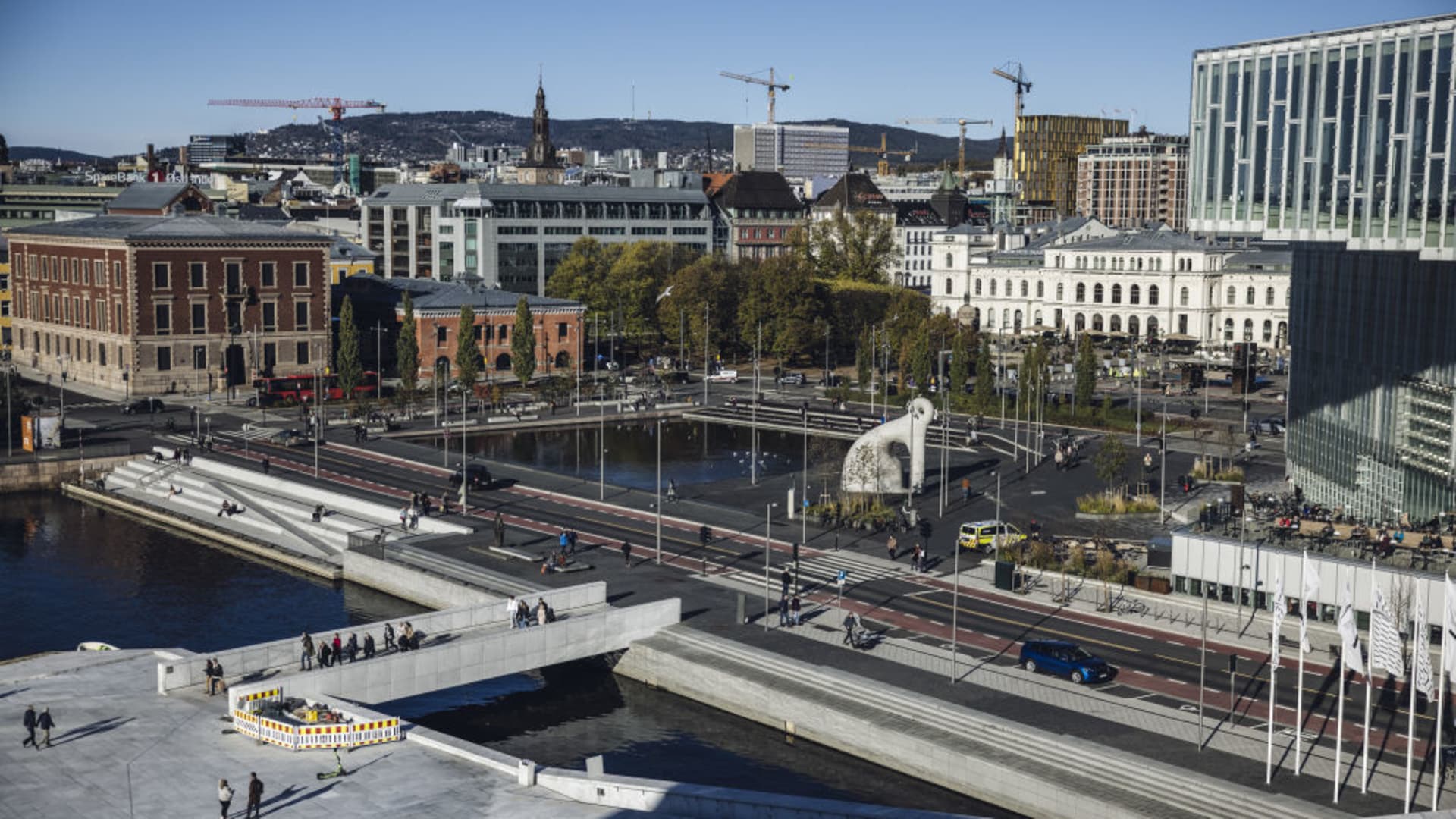 Norway wealth fund posts .4 billion return amid tech, banking boom