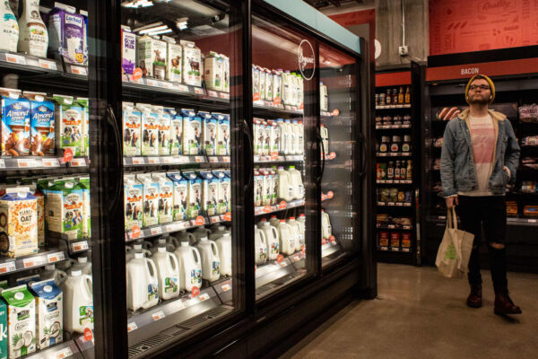 Stocks making the biggest moves midday: AMZN, RDDT, PINS, SYY