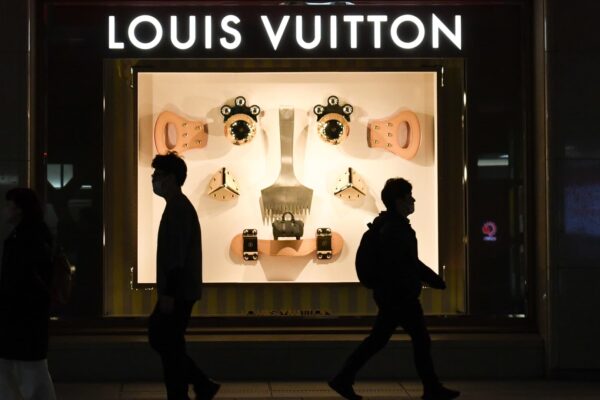 LVMH beats forecasts in Q4 2025 earnings report