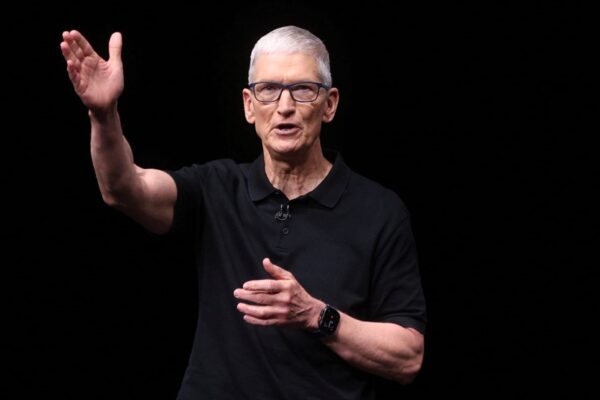 Stocks making the biggest moves premarket: AAPL, CVX, KLAC, SNDK