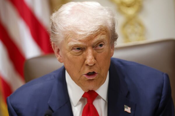 Trump to hold Cabinet meeting at White House