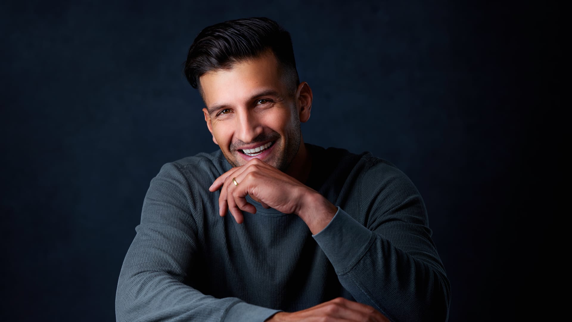 He had it all by 30, but was still ‘miserable’—now he follows these money rules