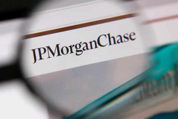 JPMorgan Chase says banks could fight