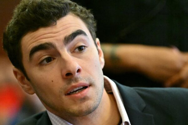 Man posed as FBI agent at jail to to free accused murderer