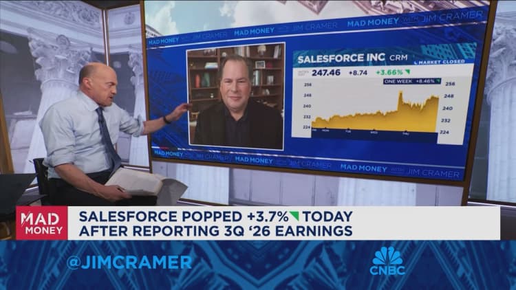 Salesforce releases updated Slackbot powered by Anthropic’s AI model