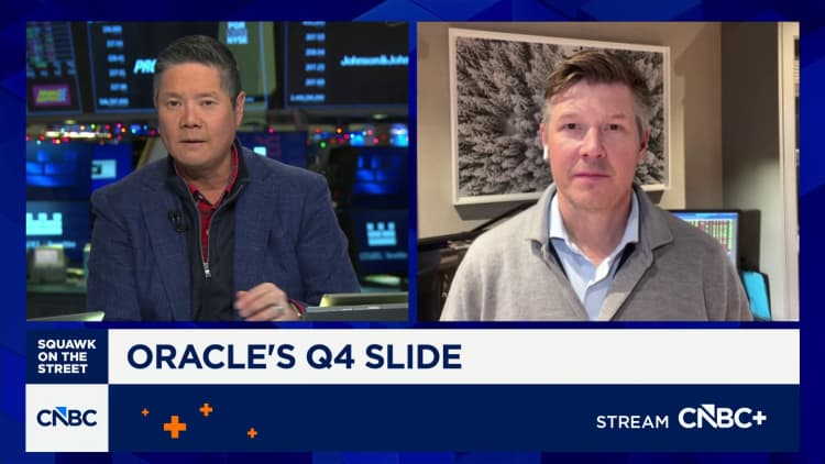 Oracle announces board departures George Conrades and Naomi Seligman