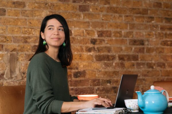 New Year’s resolutions rarely work, neuroscientist says: Try this smarter method