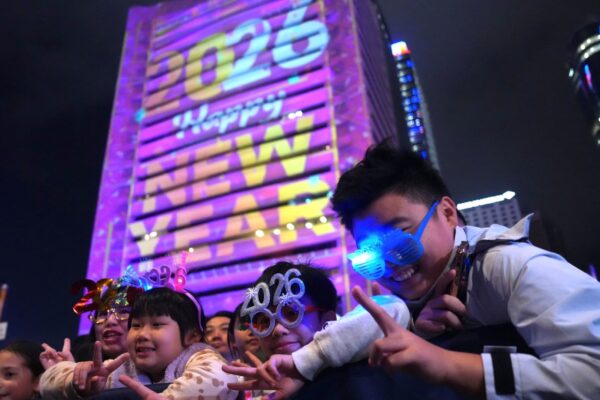 ASX 200, Hang Seng Index