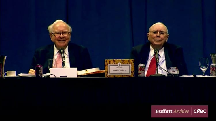Warren Buffett retires as Berkshire Hathaway CEO