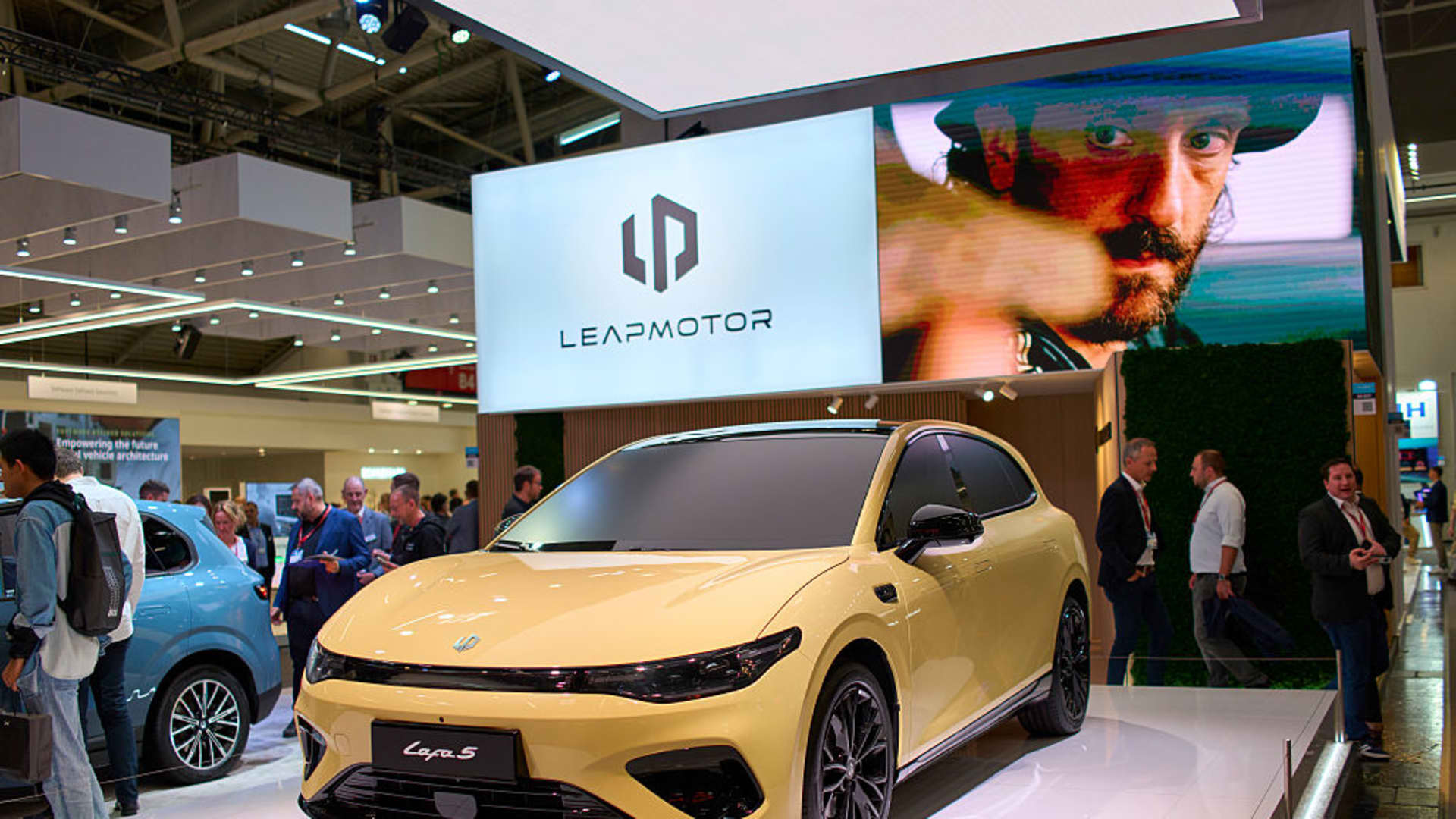 BYD’s China EV deliveries sharply decline in December, but lead overall sales in 2025