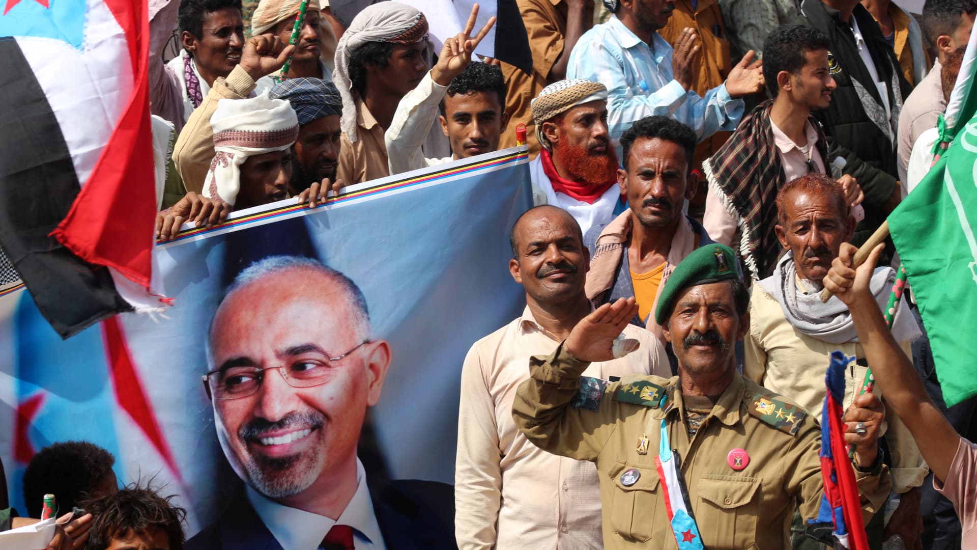 Yemen’s southern separatists call for path to independence amid fighting over key region