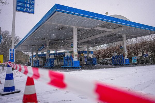 Berlin power outage: Officials suspect arson attack