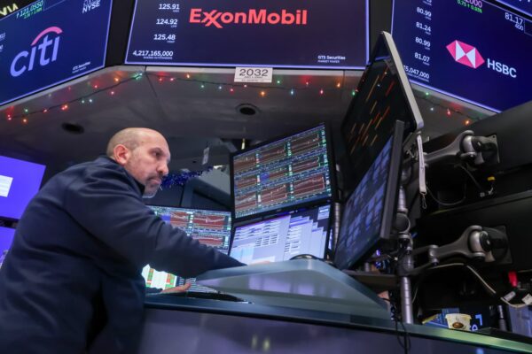 Stock market today: Live updates