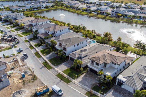 Mortgage refinances surged again, but rates are now suddenly jumping higher