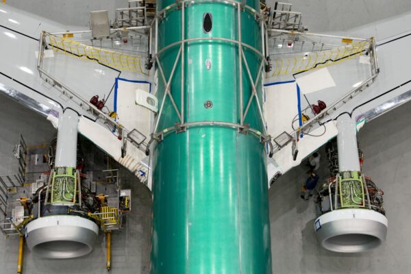 Boeing outsells Airbus in 2025 for first time since 2018