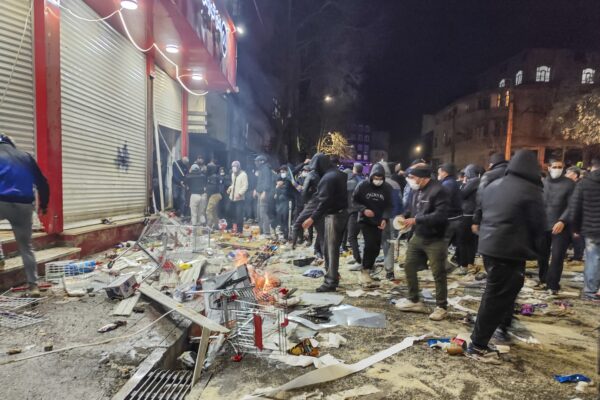 New Trump warning as Iran cuts internet with protests across country