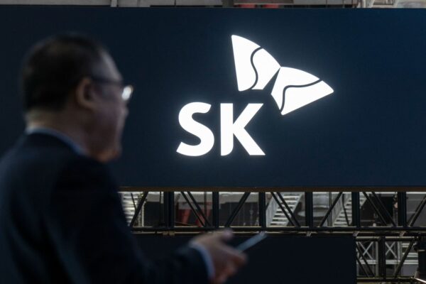 SK Hynix smashes earnings estimates as AI memory demand drives record profit