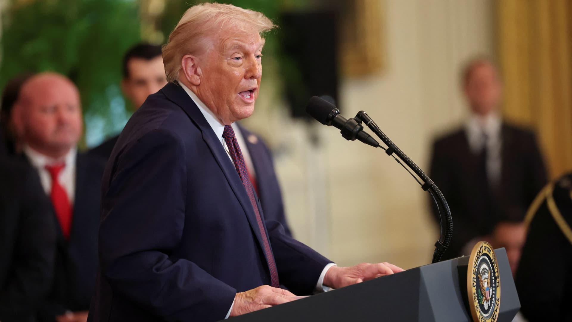 5 things to know before the stock market opens Friday