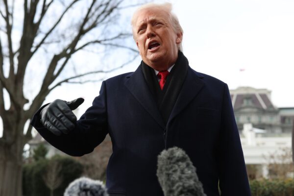 What Trump’s push into mortgage bonds could mean for income investors