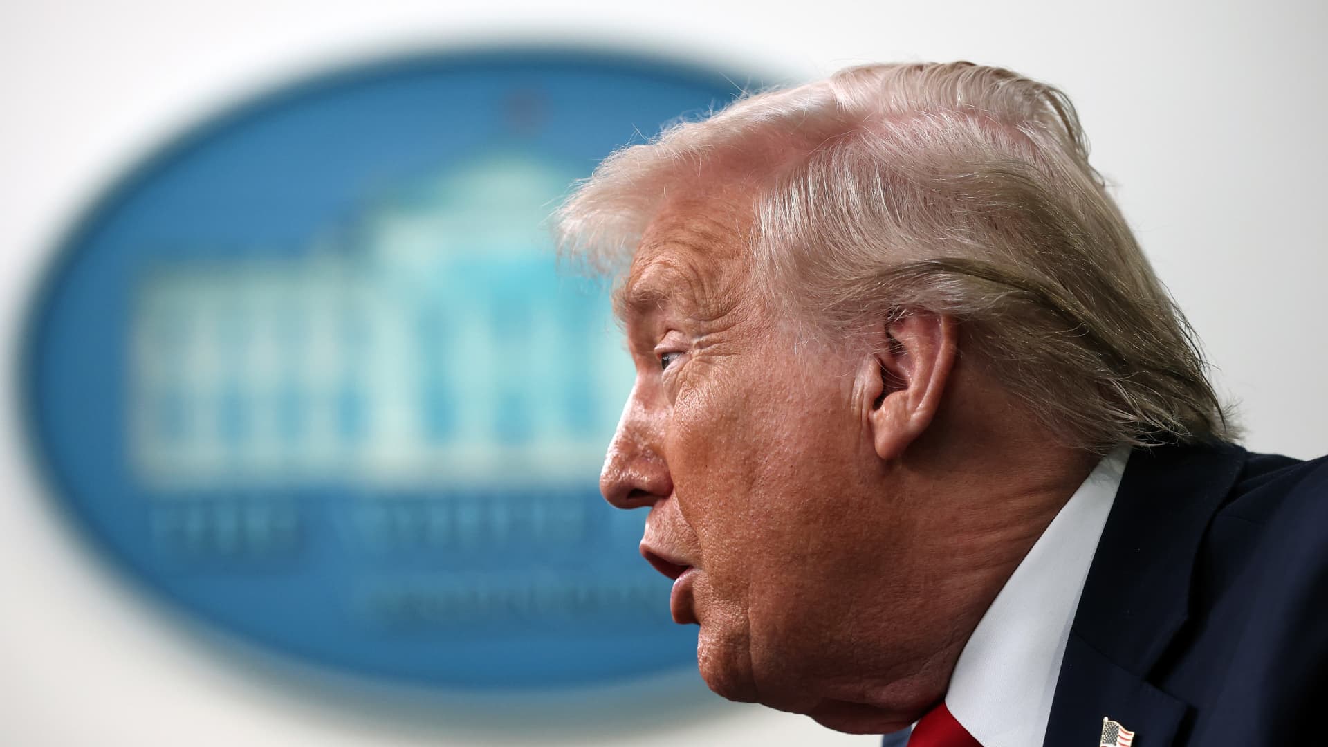 Trump’s intensifying pressure on Greenland prompts investors to ‘sell America’