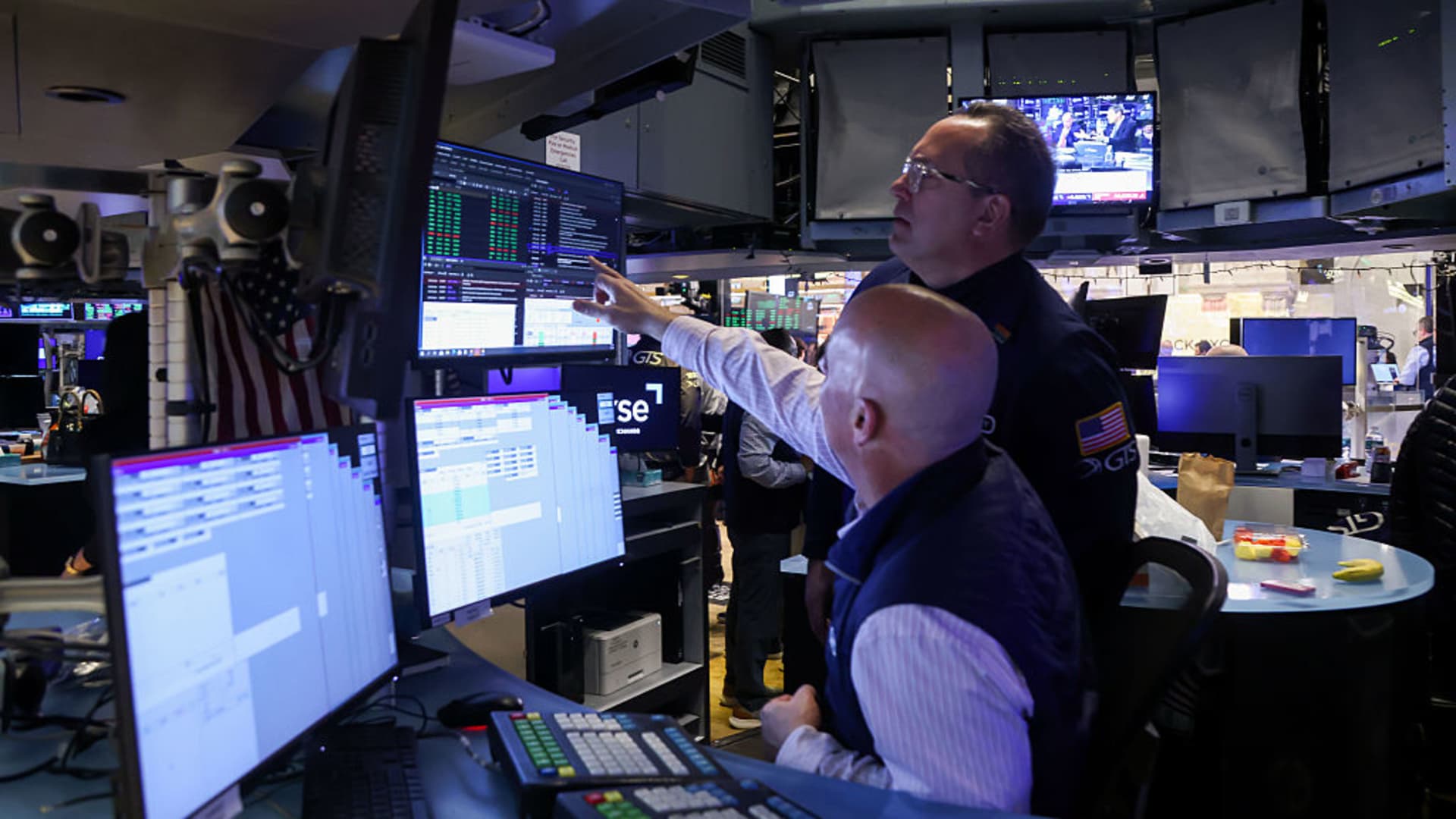 Stock market today: Live updates